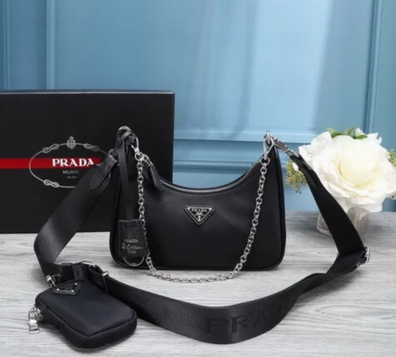 Prada Shoulder Bag Re-Edition 2005 Black