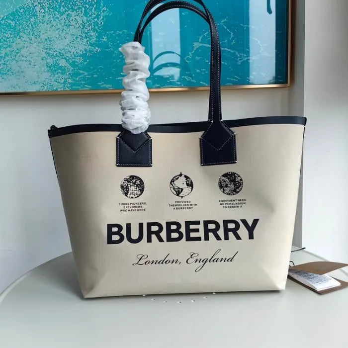 Burberry Heritage Large Open Spaces Tote Bag